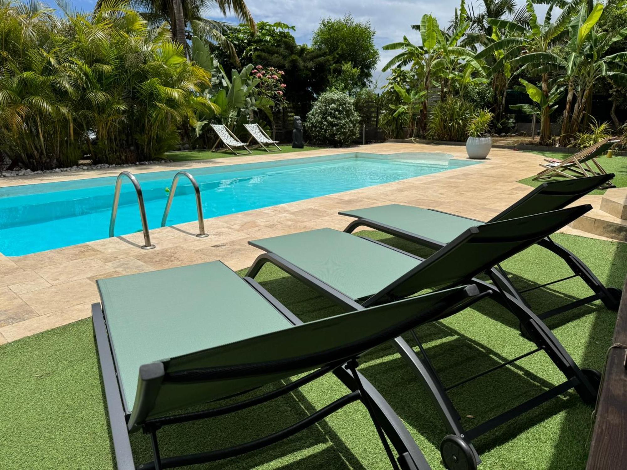 La Bananeraie Apt 35M2 Piscine Jardin Tropical Parking Prive Сен-Лё Экстерьер фото